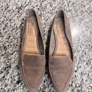 Me Too Audra Alpaca Suede Flats Size 8